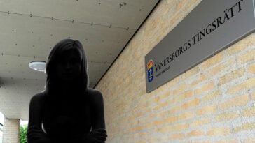 Åtalade kvinnan i Trollhättan: "Därför hade jag sex med hundar"