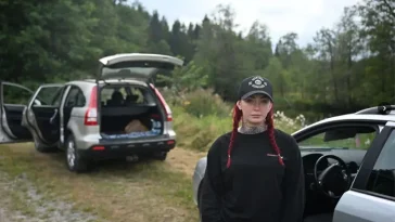Drönare, sökhundar och tält flera nätter i rad – jakten på Hugo fortsätter