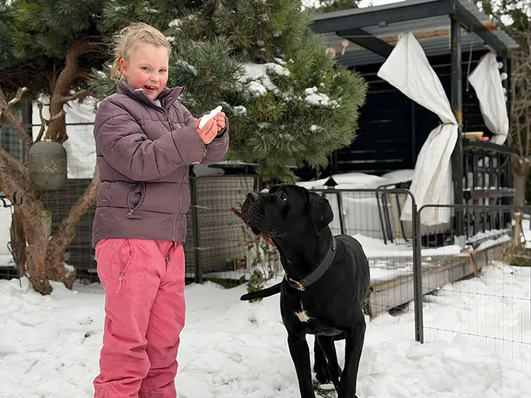 Månadens vovve: Cera – gårdens lilla gangster